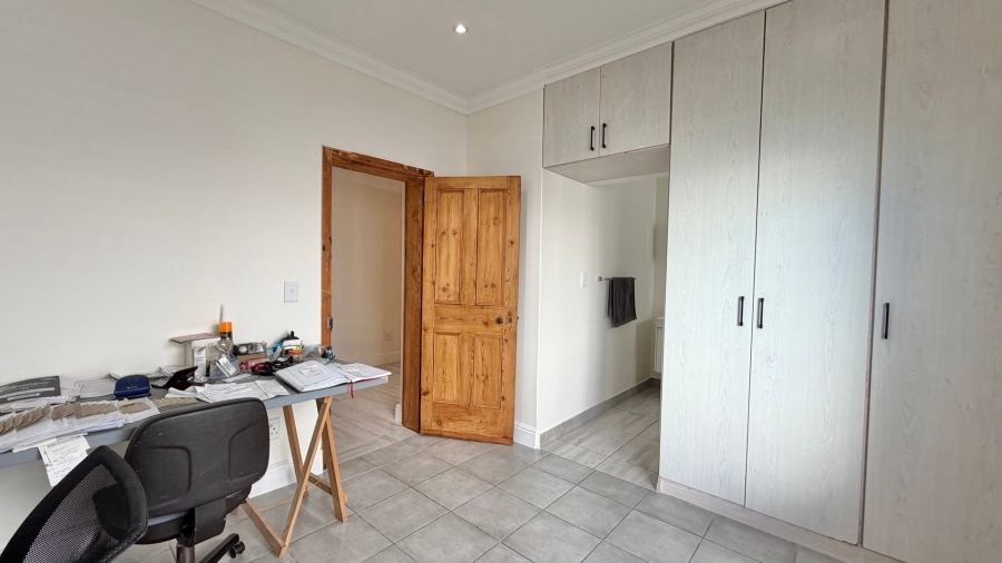 5 Bedroom Property for Sale in Strand Central Western Cape